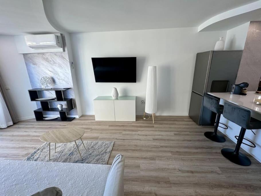 Amazing Apartment In Las Americas Плая де лас Америкас Екстериор снимка