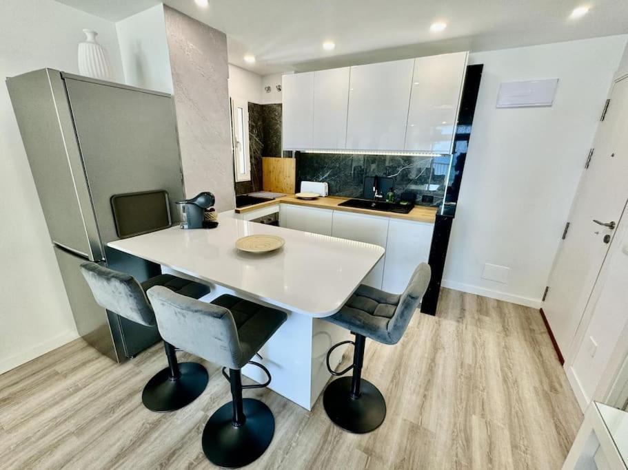Amazing Apartment In Las Americas Плая де лас Америкас Екстериор снимка
