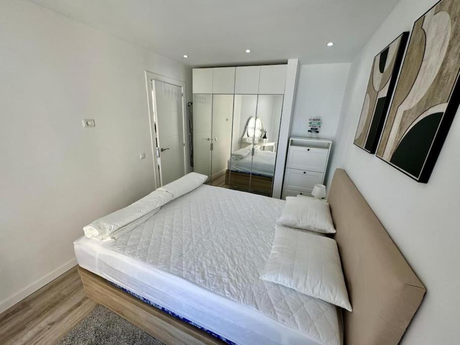 Amazing Apartment In Las Americas Плая де лас Америкас Екстериор снимка